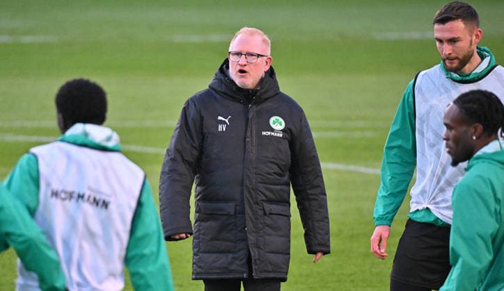 02 12 2025 Soccer 2 Bundesliga Season 2025 2026 SpVgg Greuther Fürth Fuerth Kleeblatt Training xwoxzix Heiko Vogel Coach SpVgg Greuther Fürth