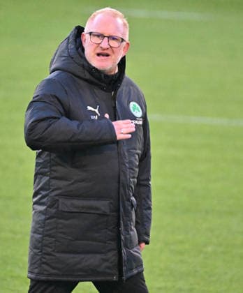 02 12 2025 Soccer 2 Bundesliga Season 2025 2026 SpVgg Greuther Fürth Fuerth Kleeblatt Training xwoxzix Heiko Vogel Coach SpVgg Greuther Fürth