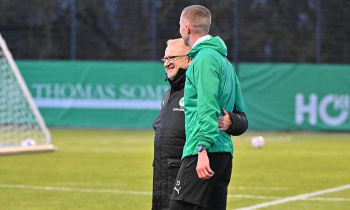 02 12 2025 Soccer 2 Bundesliga Season 2025 2026 SpVgg Greuther Fürth Fuerth Kleeblatt Training xwoxzix Heiko Vogel Coach SpVgg Greuther Fürth Brynjar Ingi Bjarnason 25, SpVgg Greuther Fürth