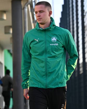 02 12 2025 Soccer 2 Bundesliga Season 2025 2026 SpVgg Greuther Fürth Fuerth Kleeblatt Training xwoxzix Brynjar Ingi Bjarnason 25, SpVgg Greuther Fürth