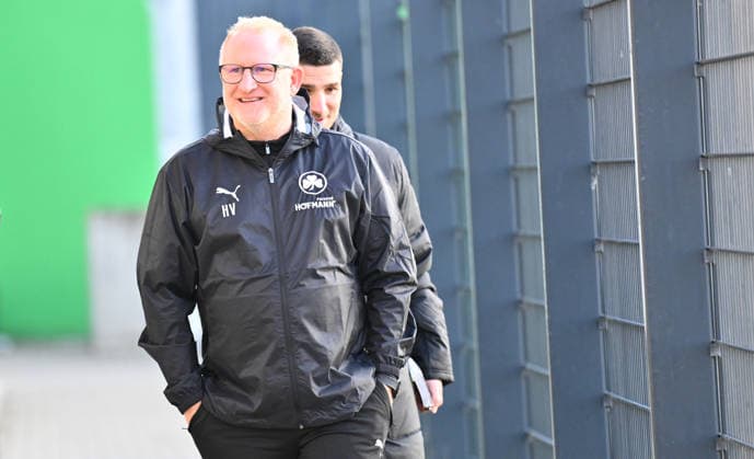 02 12 2025 Soccer 2 Bundesliga Season 2025 2026 SpVgg Greuther Fürth Fuerth Kleeblatt Training xwoxzix Heiko Vogel Coach SpVgg Greuther Fürth