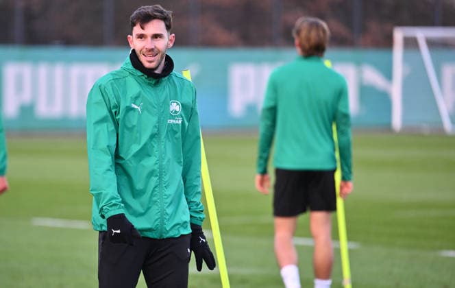02 12 2025 Soccer 2 Bundesliga Season 2025 2026 SpVgg Greuther Fürth Fuerth Kleeblatt Training xwoxzix Branimir Hrgota 10, SpVgg Greuther Fürth