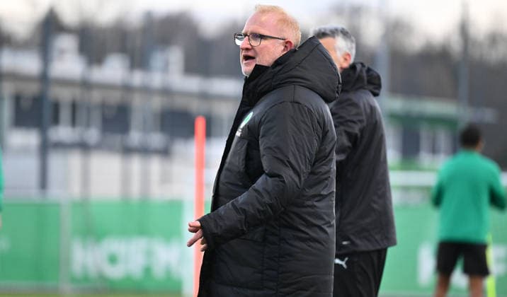 02 12 2025 Soccer 2 Bundesliga Season 2025 2026 SpVgg Greuther Fürth Fuerth Kleeblatt Training xwoxzix Heiko Vogel Coach SpVgg Greuther Fürth