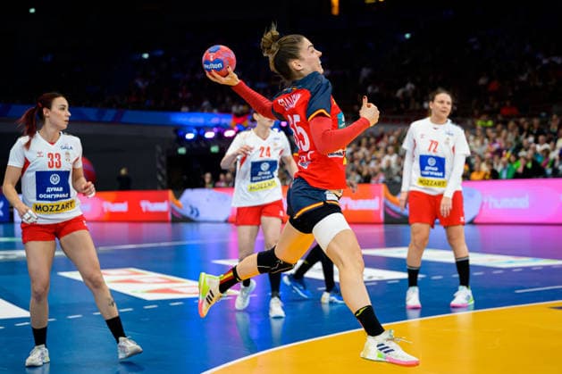 Handball, Womens World Championship, Main Round Group 2 Spain Serbia Anne Erauskin Martinez Spain Dortmund Westfalenhalle North Rhine-Westphalia Germany