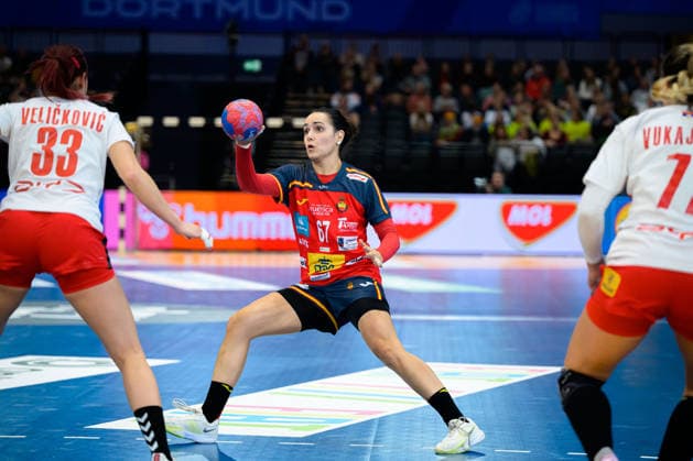 Handball, Womens World Championship, Main Round Group 2 Spain Serbia Elba Alvarez Torrado Spain Dortmund Westfalenhalle North Rhine-Westphalia Germany