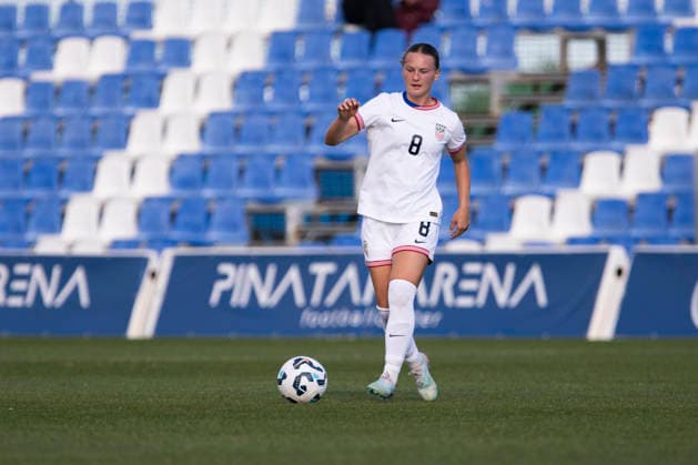 USA U20 vs CHINA U20 WomenÂ s. KENNEDY FULLER, PLAYER FOR THE U.S. U20 national team, Nationalteam DURING THE GAME, Women s friendly match between USA U20 vs CHINA U20, Pinatar Arena Football Center, San Pedro del Pinatar, Region of Murcia, December 2, 2025. San Pedro del Pinatar Pinatar Arena Football Center Region de Murcia Spain Copyright: xPascuxMÃ ndezx