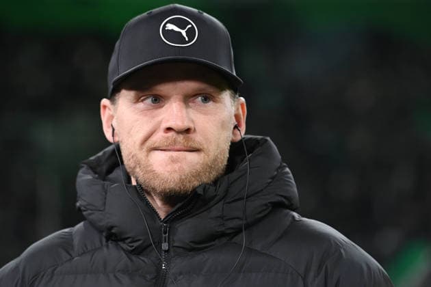 Coach Eugen POLANSKI MG Football, DFB Pokal, Round of 16, Borussia Moenchengladbach MG FC St Pauli Pauli on 02 12 2025 at Borussiapark Moenchengladbach Germany DFL regulations prohibit any use of photographs as image sequences and or quasi video Â