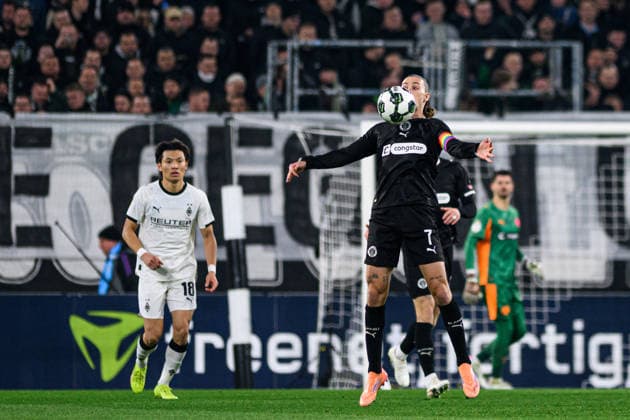 MOENCHENGLADBACH, GERMANY - 2 DECEMBER, 2025: Jackson Irvine - The DFB Pokal, German Cup, match Borussia vs St.Pauli at Borussia Park.  Copyright: xVitaliixKliuievx