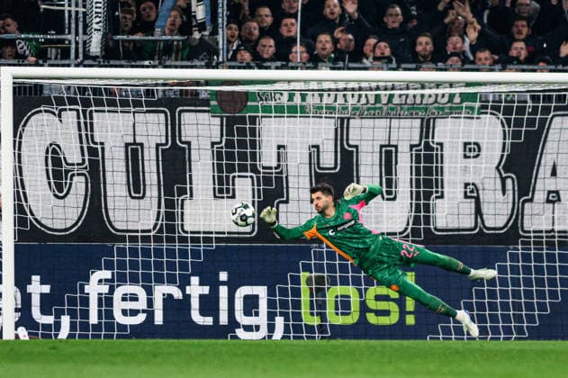MOENCHENGLADBACH, GERMANY - 2 DECEMBER, 2025: Nikola Vasilj - The DFB Pokal, German Cup, match Borussia vs St.Pauli at Borussia Park.  Copyright: xVitaliixKliuievx