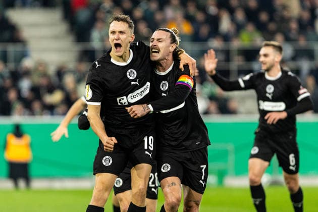 DFB Pokal Borussia Mönchengladbach FC St Pauli 02 12 2025 FC St Pauli celebrates the goal, 0 1 by Martijn Kaars FC St Pauli, 19 DFB Pokal Borussia Mönchengladbach FC St Pauli Borussia Park, Mönchengladbach 02 12 2025 DFB regulations prohibit any use of photographs as image sequences and or quasi video Copyright: xBEAUTIFULxSPORTS Buriakovx
