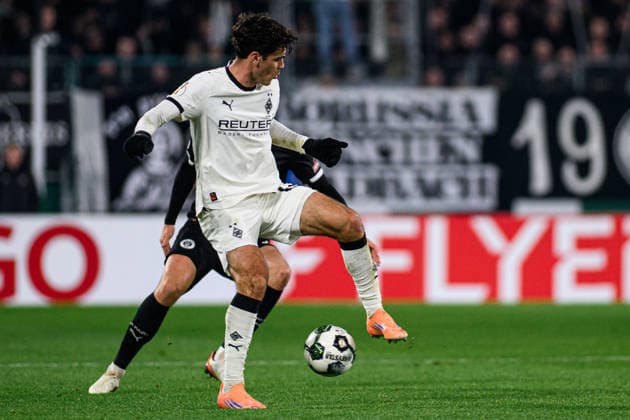 MOENCHENGLADBACH, GERMANY - 2 DECEMBER, 2025: - The DFB Pokal, German Cup, match Borussia vs St.Pauli at Borussia Park.  Copyright: xVitaliixKliuievx
