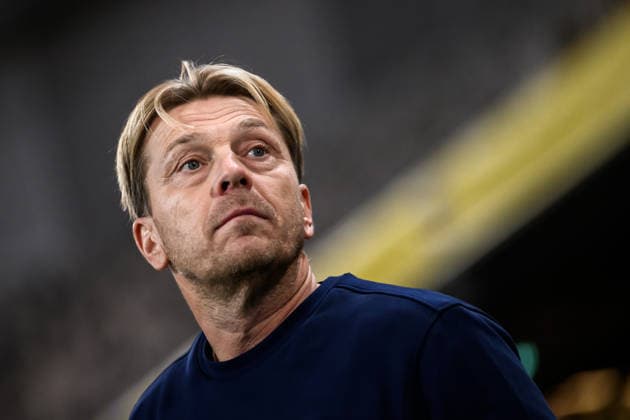 251202 Head coach Tony Gustavsson ahead of the Women s Nations League bronze medal second leg match between Sweden and France on December 2, 2025 in Stockholm Photo Simon Hastegard BILDBYRAN kod SH JM0754 bbeng fotboll football soccer fotball nations league uefa women s nations league bronsmatch bronze medal match dam sverige sweden frankrike france  Copyright: SIMONxHASTEGARD BB251202SH014