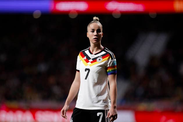 UEFA Women s Nations League final - Spain vs Germany MADRID,SPAIN - 2 December:Giulia Gwinn of Germany during the UEFA Women s Nations League final 2025 26 second leg match between Spain and Germany at Riyadh Air Metropolitano Stadium. (Photo by Guille Martinez f22photo) Madrid Riyadh Air Metropolitano Stadium Spain Copyright: xGuillermoxMartinezx