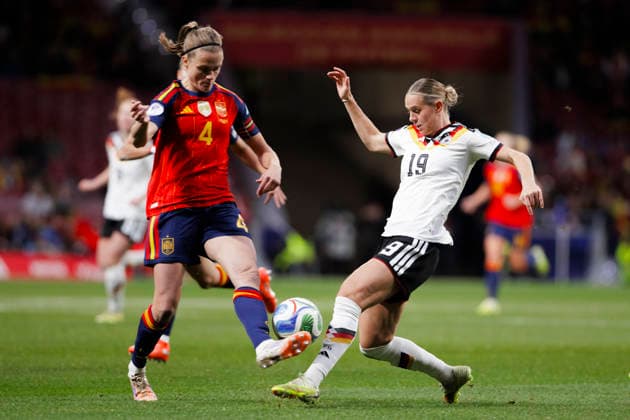 UEFA Women s Nations League final - Spain vs Germany MADRID,SPAIN - 2 December:Irene Paredes of Spain and Klara Buhl of Germany fight for the ball during the UEFA Women s Nations League final 2025 26 second leg match between Spain and Germany at Riyadh Air Metropolitano Stadium. (Photo by Guille Martinez f22photo) Madrid Riyadh Air Metropolitano Stadium Spain Copyright: xGuillermoxMartinezx