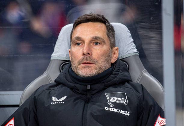 Soccer, Men, Season 2025 2026, DFB Cup Round of 16 , Hertha BSC 1 FC Kaiserslautern, Coach Stefan Leitl Hertha BSC on the bench, 02 12 2025, Copyright: xSebastianxRäppold MatthiasxKochx
