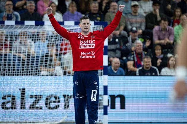 FLENSBURG, GERMANY - DECEMBER 2: goalie celebration joy after saved ball Kevin Møller (SG Flensburg-Handewitt, 20) during the EHF European League match between SG Flensburg-Handewitt vs IRUDEK Bidasoa Irun at GP JOULE Arena on matchday 1 of the Group Matches Group A on December 2, 2025 in Flensburg, Germany. Schleswig-Holstein Germany Copyright: xBEAUTIFULxSPORTS MarioxM.xKobergx