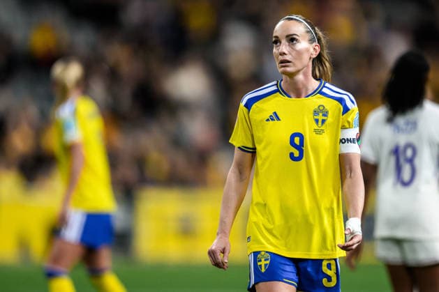 251202 Kosovare Asllani of Sweden during the Women s Nations League bronze medal second leg match between Sweden and France on December 2, 2025 in Stockholm. Photo: Simon Hastegard BILDBYRAN kod SH JM0754 bbeng fotboll football soccer fotball nations league uefa women s nations league bronsmatch bronze medal match dam sverige sweden frankrike france  Copyright: SIMONxHASTEGARD BB251202SH022