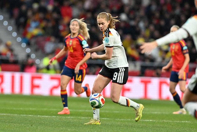 Madrid, Estadio Metropolitano, 02 12 25, ESP, Women, UEFA Women s Nations Leaugue, Final 2025, Spain Germany Image Sjoeke Nüsken Germany,9 UEFA regulations prohibit any use of photographs as image sequences and or quasi video Madrid Spain