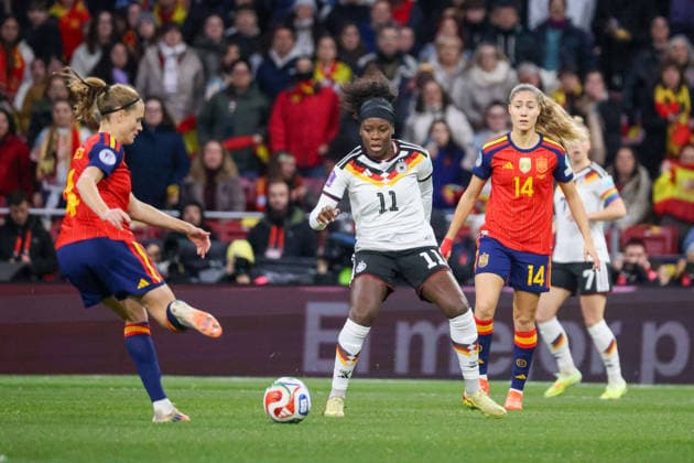 Madrid, Germany 02 December 2025 UEFA Nations League Women Final Second Round 2025 Spain vs Germany Pictured from left Irene Paredes Spain , Nicole Anyomi Germany and Laia Aleixandri Spain Riyadh Air Metropolitano Copyright: xFotostandx xFantinix