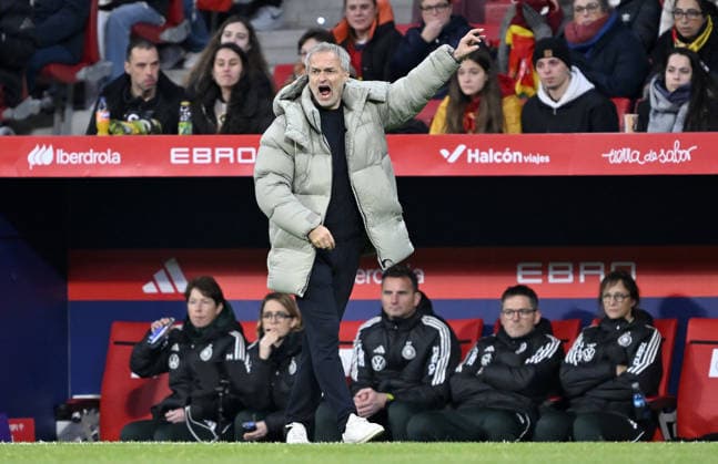 Spain v Germany - UEFA Women s Nations League 2025 Final Second Leg MADRID, SPAIN - DECEMBER 02: Head coach of Germany Christian Wuck during the UEFA Women s Nations League 2025 final second leg match between Spain and Germany at Estadio Metropolitano on December 02, 2025 in Madrid, Spain. Burak Akbulut Anadolu Madrid Spain. Editorial use only. Please get in touch for any other usage.  Copyright: x2025xAnadoluxBurakxAkbulutx
