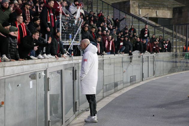 02 12 2025, xrekx, Football DFB Pokal 1 8 Final, Hertha BSC Berlin 1 FC Kaiserslautern v l End of match FC Kaiserslautern with the fans Torsten Lieberknecht Coach 1 FC Kaiserslautern DFL DFB REGULATIONS PROHIBIT ANY USE OF PHOTOGRAPHS as IMAGE SEQUENCES and or QUASI VIDEO Berlin