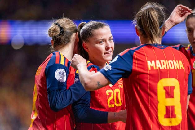 December 2, 2025, Madrid, Madrid, Spain: CLAUDIA PINA MEDINA of Spanish National celebrates first a goal during the second leg of the 2025 UEFA Women s Nations League final between the Spanish national team, Nationalteam and the German national team, held at the Riad Air Metropolitano on December 2, 2025, in Madrid, Spain. Madrid Spain - ZUMAc312 20251202_zsp_c312_064 Copyright: xOscarxManuelxSanchezx