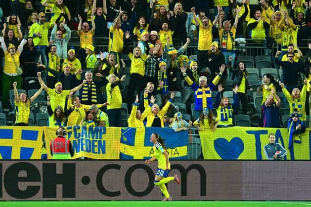 Rosa Kafaji (10 Sweden) celebrates goal in the UEFA Nations League game on December 2nd 2025 between Sweden and France at Stockholm Arena in Stockholm, Sweden Copyright: xPeterxSonander SPPx Sportspressphoto_SPR69073