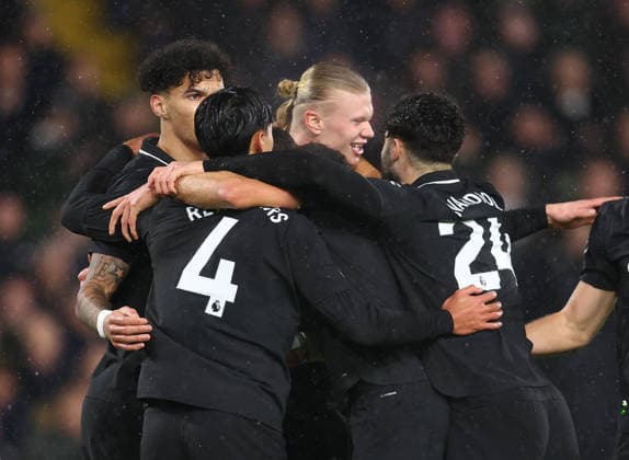 London, England, 2nd December 2025. Erling Haaland of Manchester City celebrates scoring the first goal during the Fulham vs Manchester City Premier League match at Craven Cottage, London. Picture credit should read: Nigel Roddis Sportimage EDITORIAL USE ONLY. No use with unauthorised audio, video, data, fixture lists, club league logos or live services. Online in-match use limited to 120 images, no video emulation. No use in betting, games or single club league player publications. SPI_015_PT_Fulham_Man_City SPI-4339-0015