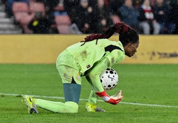 England Women v Ghana Women International Friendly, Länderspiel, Nationalmannschaft Cynthia Konlan FIINDIB of Ghana Women during the International Friendly match at the St Mary s Stadium, Southampton 02 12 2025 UK Newspapers OUT Copyright: xPaulxBlakex FIL-22586-0017