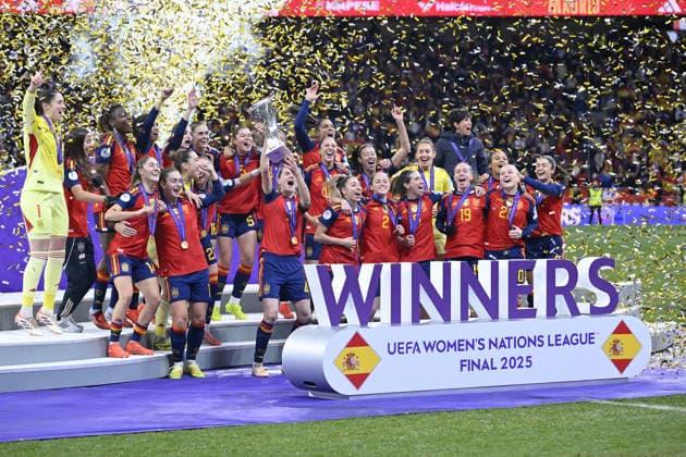 Spain v Germany - UEFA Women s Nations League 2025 ?????? MADRID, SPAIN - DECEMBER 2: Players of Spain pose for a victory photo with the trophy after Spain wins the UEFA Women s Nations League 2025 final second leg football match between Spain and Germany at Estadio Metropolitano in Madrid, Spain on December 2, 2025. Burak Akbulut Anadolu Madrid Spain. Editorial use only. Please get in touch for any other usage.  Copyright: x2025xAnadoluxBurakxAkbulutx