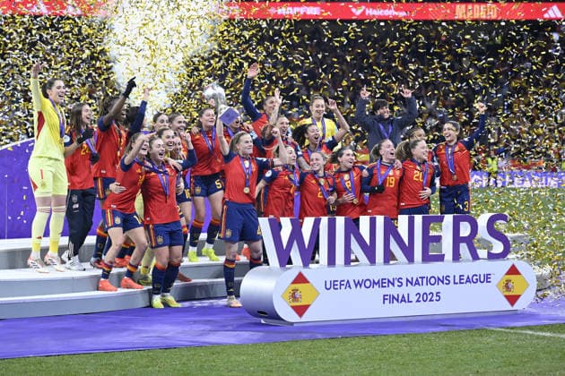 Spain v Germany - UEFA Women s Nations League 2025 ?????? MADRID, SPAIN - DECEMBER 2: Players of Spain pose for a victory photo with the trophy after Spain wins the UEFA Women s Nations League 2025 final second leg football match between Spain and Germany at Estadio Metropolitano in Madrid, Spain on December 2, 2025. Burak Akbulut Anadolu Madrid Spain. Editorial use only. Please get in touch for any other usage.  Copyright: x2025xAnadoluxBurakxAkbulutx