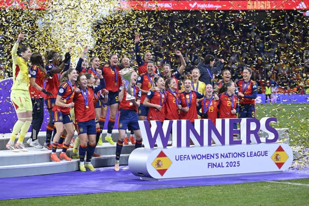 Spain v Germany - UEFA Women s Nations League 2025 ?????? MADRID, SPAIN - DECEMBER 2: Players of Spain pose for a victory photo with the trophy after Spain wins the UEFA Women s Nations League 2025 final second leg football match between Spain and Germany at Estadio Metropolitano in Madrid, Spain on December 2, 2025. Burak Akbulut Anadolu Madrid Spain. Editorial use only. Please get in touch for any other usage.  Copyright: x2025xAnadoluxBurakxAkbulutx