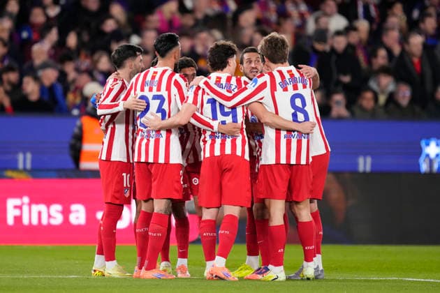 FC Barcelona, Barca v Atletico de Madrid - LaLiga EA Sports Alex Baena left winger of Atletico de Madrid and Spain celebrates after scoring his sides first goal during the La Liga EA Sports match between FC Barcelona and Atletico de Madrid at Spotify Camp Nou on December 2, 2025 in Barcelona, Spain. Barcelona Spain  Copyright: xJosexBretonx originalFilename:bretonhernandez-fcbarcel251202_nptNR.jpg