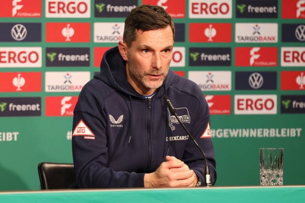 02 12 2025, xrekx, Football DFB Cup 1 8 Final, Hertha BSC Berlin 1 FC Kaiserslautern v l Press Conference Stefan Leitl Coach Hertha BSC DFL DFB REGULATIONS PROHIBIT ANY USE OF PHOTOGRAPHS as IMAGE SEQUENCES and or QUASI VIDEO Berlin
