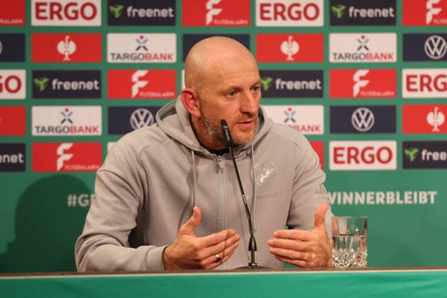 02 12 2025, xrekx, Football DFB Cup 1 8 Final, Hertha BSC Berlin 1 FC Kaiserslautern v l Press Conference Torsten Lieberknecht Coach 1 FC Kaiserslautern DFL DFB REGULATIONS PROHIBIT ANY USE OF PHOTOGRAPHS as IMAGE SEQUENCES and or QUASI VIDEO Berlin