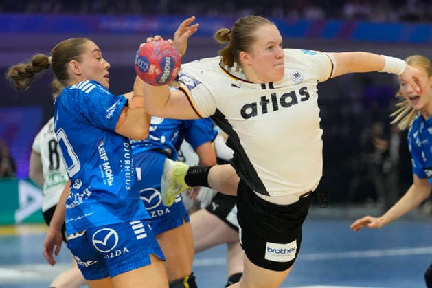 Suna Hansen Faroe Islands and Lisa Antl Germany battle for the ball during the 27th IHF Women s Handball World Championship Main Round match between Germany and Faroe Islands at Westfalenhalle on December 2, 2025 in Dortmund, Germany Photo by Alex Gottschalk DeFodi Images