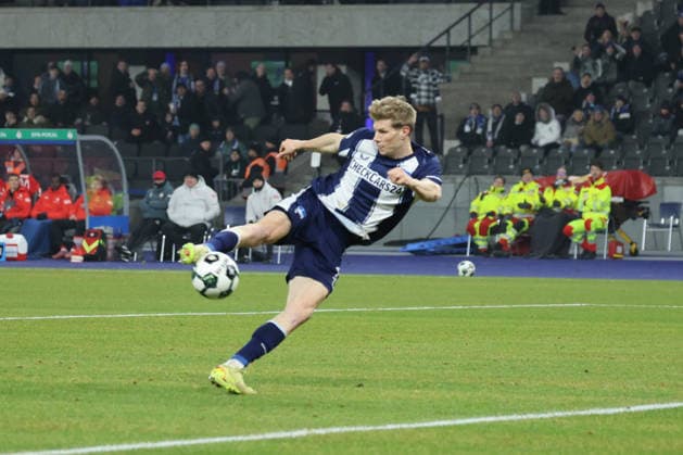 Hertha BSC 1 FC Kaiserslautern, 02 12 2025 BERLIN, GERMANY DECEMBER 2 Goal, Luca Schuler Hertha BSC 18 scores to make it 3 0 during the DFB Cup DFB Pokal match round 2 between Hertha BSC 1 FC Kaiserslautern at Olympiastadion on December 2, 2025 in Berlin, Germany DFL REGULATIONS PROHIBIT ANY USE OF PHOTOGRAPHS AS IMAGE SEQUENCES AND OR QUASI VIDEO Copyright: xBEAUTIFULxSPORTS Frankex
