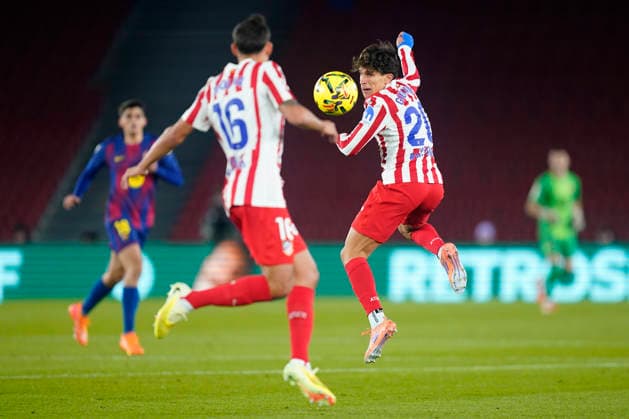 ESP: FC Barcelona, Barca - Atletico de Madrid. La Liga EA Sports. Date 19 Giuliano Simeone of Atletico de Madrid during the La Liga EA Sports match between FC Barcelona and Atletico de Madrid played at Spotify Camp Nou Stadium on December 2 2025 in Barcelona, Spain. kpng Copyright: xSergioxRuizx xImagox PS_2511202_BAR_ATL_023