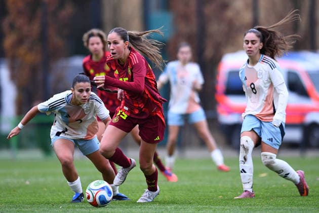 Soccer European Championship Qualification U19 Juniors Germany Spain on 02 12 2025 at Sportschule Wedau in Duisburg Folgado Spain , left Maj Schneider Germany , center Aiona Gomez Spain , right DFB regulations prohibit any use of photographs as image sequences and or quasi video Nordrhein Westfalen Germany
