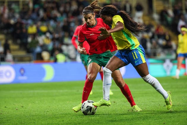 Ludmila ( Brasil National Womens Team ) in action during the match between Portugal National Womens team and Brasil National Womens team, friendly preparation game at Estadio Municipal de Aveiro on 2 December 2025. Aveiro Estadio Municipal de Aveiro Aveiro Portugal Copyright: xIMAGOx xPRIMExSPORTSxIMAGESx xFILIPExOLIVEIRAx