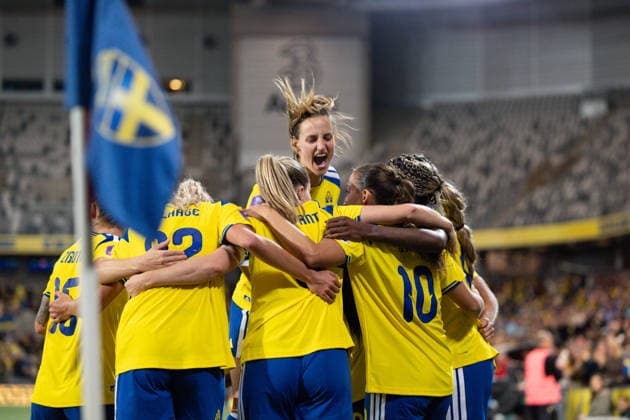 Players of Sweden celebrates after scoring during the Third-place match of the UEFA Womens Nations League football match between Sweden and France at 3Arena in Stockholm, Sweden. Copyright: xAnexFrosakerx xSPPx Sportspressphoto_SPR69269