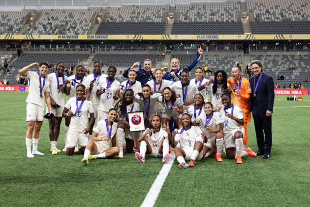 Players of France celebrate after winning the Third-place match of the UEFA Womens Nations League football match between Sweden and France at 3Arena in Stockholm, Sweden. Copyright: xAnexFrosakerx xSPPx Sportspressphoto_SPR69271