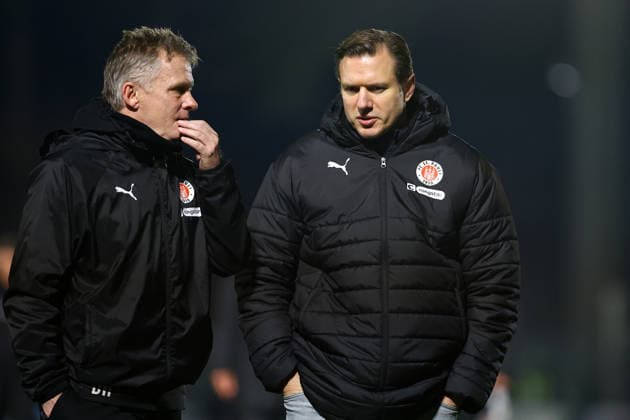 Karsten Neitzel Coach, FC St Pauli U23 and Carsten Rothenbach Sporting Director, FC St Pauli U23 Football I Men I Regionalliga Nord I Season 2025 2026 I 21 Matchday I FC St Pauli U23 VfB Oldenburg I 02 12 2025 I Edmund Plambeck Stadion