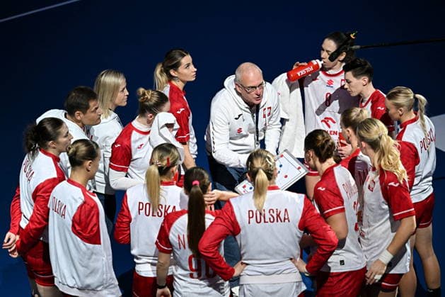 2025.12.02 s-Hertogenbosch pilka reczna kobiet Mistrzostwa Swiata Francja - Polska N z Arne Senstad Foto Lukasz Laskowski PressFocus 2025.12.02 s-Hertogenbosch IHF WomenÕs Handball World Championship, WM, Weltmeisterschaft France v Poland Arne Senstad Credit: Lukasz Laskowski PressFocus NEWSPIX.PL --- newspix.pl POLAND OUT! 
