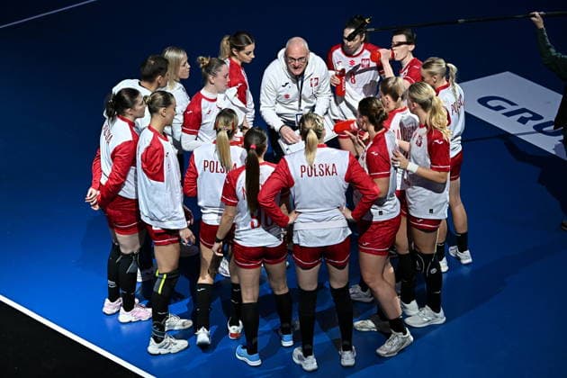 2025.12.02 s-Hertogenbosch pilka reczna kobiet Mistrzostwa Swiata Francja - Polska N z Arne Senstad Foto Lukasz Laskowski PressFocus 2025.12.02 s-Hertogenbosch IHF WomenÕs Handball World Championship, WM, Weltmeisterschaft France v Poland Arne Senstad Credit: Lukasz Laskowski PressFocus NEWSPIX.PL --- newspix.pl POLAND OUT! 