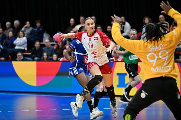 2025.12.02 s-Hertogenbosch pilka reczna kobiet Mistrzostwa Swiata Francja - Polska N z Katarzyna Cygan Foto Lukasz Laskowski PressFocus 2025.12.02 s-Hertogenbosch IHF WomenÕs Handball World Championship, WM, Weltmeisterschaft France v Poland Katarzyna Cygan Credit: Lukasz Laskowski PressFocus NEWSPIX.PL --- newspix.pl POLAND OUT! 