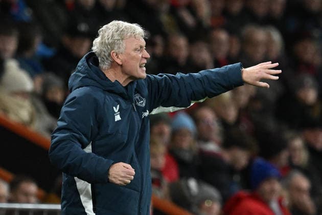 Bournemouth v Everton Premier League 02 12 2025. Everton manager David Moyes gestures during the Premier League match between Bournemouth and Everton at the Vitality Stadium, Bournemouth, England on 2 December 2025. Bournemouth Vitality Stadium Dorset England Editorial use only DataCo restrictions apply See www.football-dataco.com , Copyright: xGrahamxHuntx PSI-23324-0345