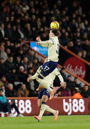 2nd December 2025, Bournemouth, Dorset, England; Premier League Football, AFC Bournemouth versus Everton; James Garner of Everton competes in the air for a header  HongboxChen