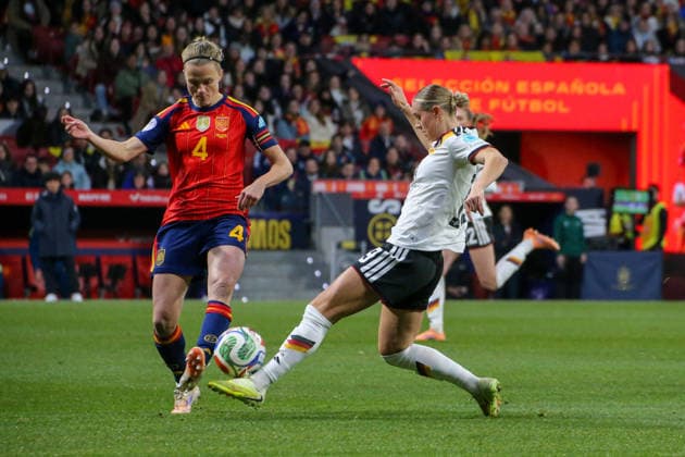 02 12 2025, xgrfx, Football UEFA Women s Nations League Final Second Leg, Spain Germany v l Irene Paredes Spain , Klara Bühl German Women s National Team DFL DFB REGULATIONS PROHIBIT ANY USE OF PHOTOGRAPHS as IMAGE SEQUENCES and or QUASI VIDEO Madrid