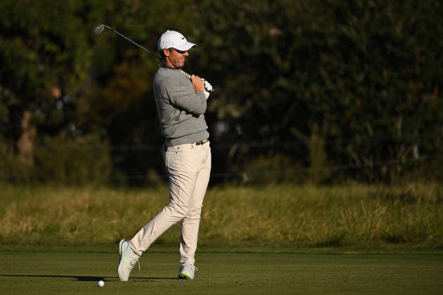 AUSTRALIAN OPEN GOLF PRO AM, Northern Ireland s Rory McIlroy plays a shot during the Pro-Am round ahead of the Australian Open at the Royal Melbourne Golf Club in Melbourne, Wednesday, December 3, 2025. ( NO ARCHIVING MELBOURNE VICTORIA AUSTRALIA Royal Melbourne Golf Club  Copyright: xJAMESxROSSx 20251203142249228254